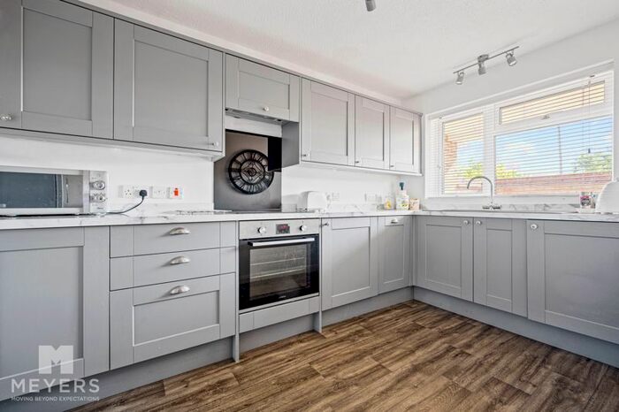 2 Bedroom Bungalow For Sale In Jeremy Close, Wool, BH20