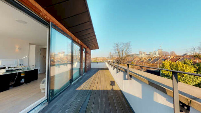 2 Bedroom Penthouse Flat To Rent In Penthouse, Loftus Road, London, W12