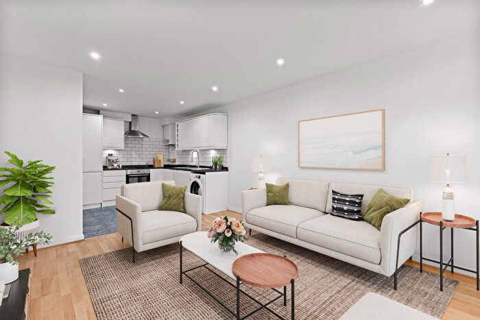 1 Bedroom Flat For Sale In High Street, Addlestone, KT15