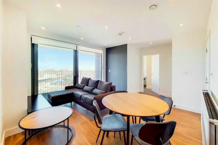 2 Bedroom Flat To Rent In Waldegrave Point, Oaklands Rise, Green Street, London, NW10