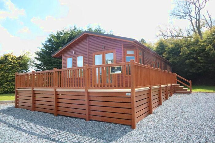 2 Bedroom Detached House For Sale In Leadketty, Dunning, Perth, PH2