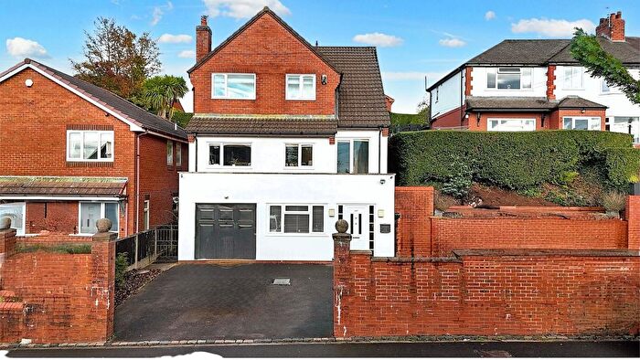 4 Bedroom Detached House For Sale In Star Amp; Garter Road, Stoke-On-Trent, ST3