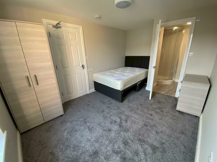 5 Bedroom Private Hall To Rent In Coulston Road, Lancaster, LA1
