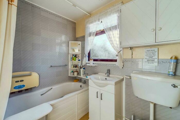 2 Bedroom Detached Bungalow For Sale In Bream Road, Lydney, GL15