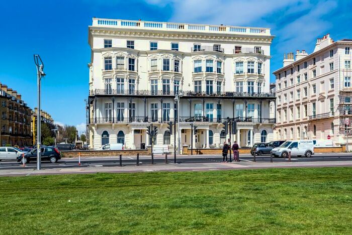 3 Bedroom Apartment To Rent In Adelaide Mansions, Hove, East Sussex, BN3