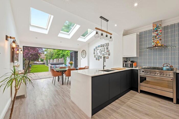 3 Bedroom Terraced House For Sale In Russell Road, Walton-on-Thames, KT12