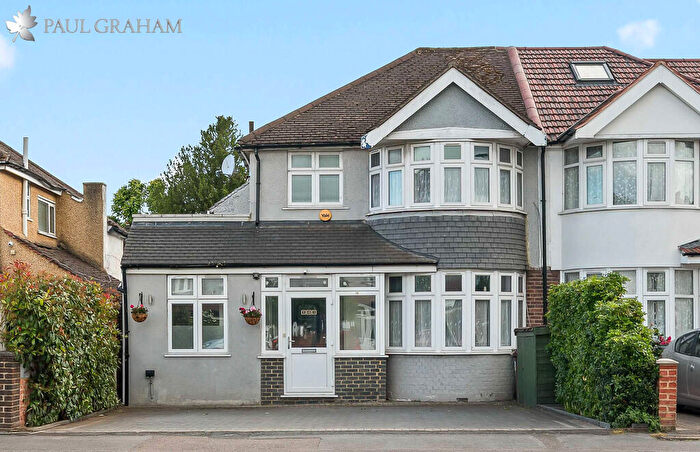 4 Bedroom Semi Detached House For Sale In Croydon Road, Beddington, CR0