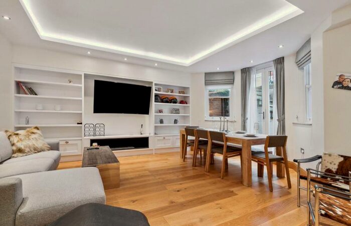 4 Bedroom Apartment To Rent In Glentworth Street, Marylebone, London, NW1