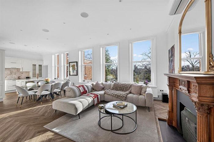 3 Bedroom Flat For Sale In Lindfield Gardens, Hampstead, NW3