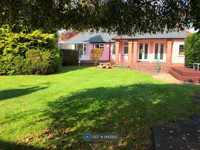 3 Bedroom Bungalow To Rent In Beulah Road, Cardiff, CF14