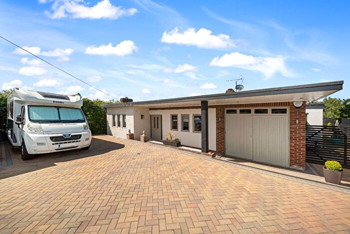 4 Bedroom Detached Bungalow For Sale In Chalk Road, Higham, Rochester, Kent, ME3
