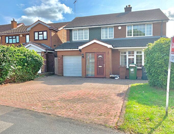 4 Bedroom Property To Rent In Greaves Avenue, Walsall, WS5