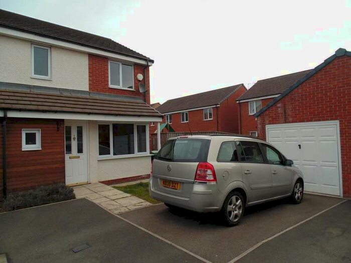 3 Bedroom Semi-Detached House To Rent In Timothy Court, Stockton-on-tees, TS18