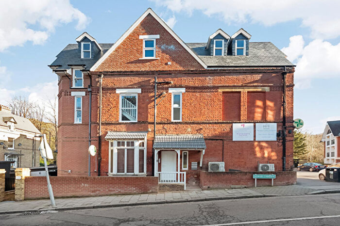 3 Bedroom Flat To Rent In Chislehurst Road, Chislehurst, BR7