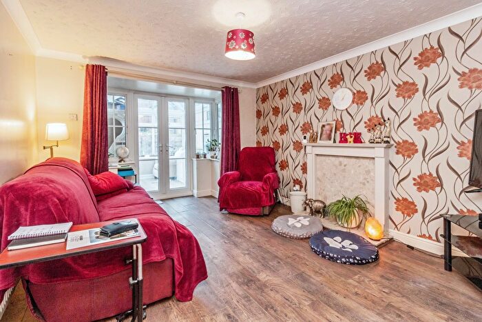 3 Bedroom Detached House For Sale In Brockford Glade, Telford, Shropshire, TF1