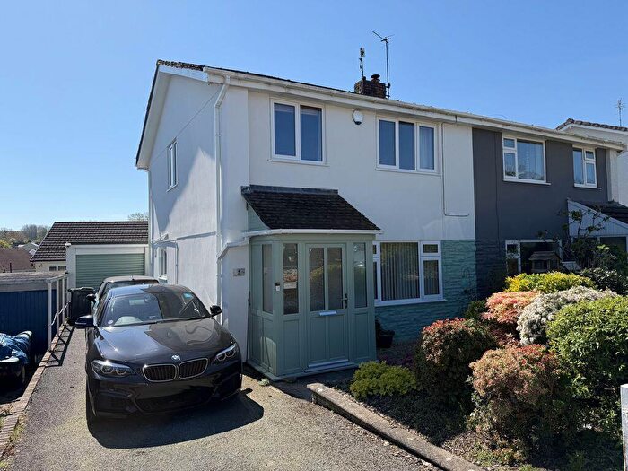 3 Bedroom Semi-Detached House For Sale In Midfield, Penperlleni, NP4