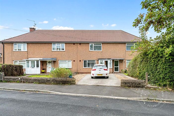 2 Bedroom Maisonette For Sale In Blue House Road, Llanishen, Cardiff, CF14