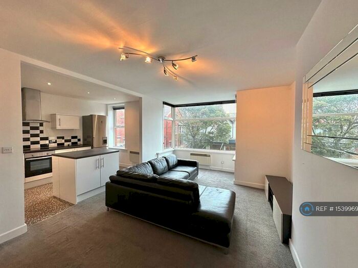 2 Bedroom Flat To Rent In St.Andrews Road South, St.Annes On Sea, FY8