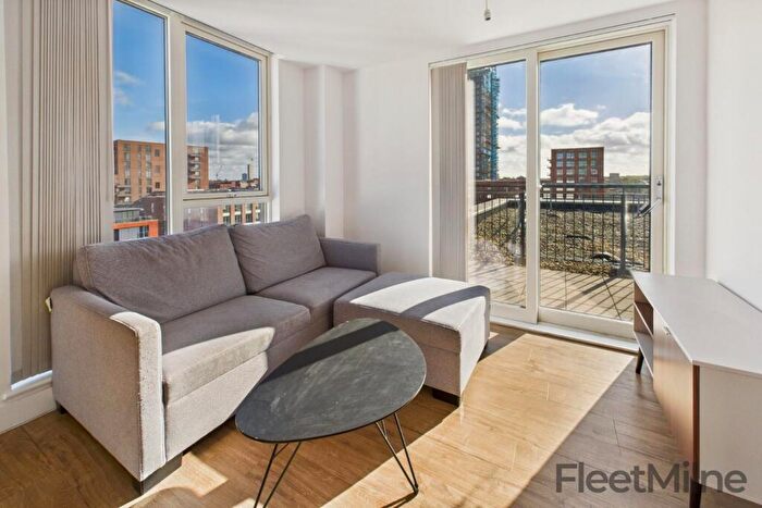 1 Bedroom Apartment To Rent In Lower Essex Street, Birmingham, B5