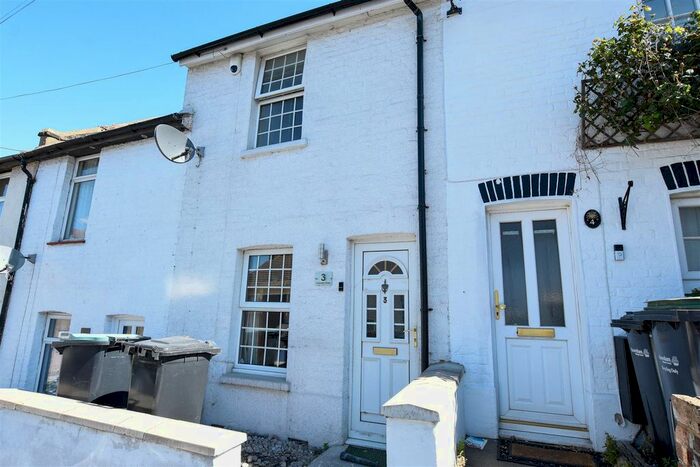 2 Bedroom Terraced House To Rent In Hamerton Road, Northfleet, Gravesend, DA11