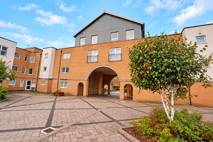 2 Bedroom Flat To Rent In Kenway, Southend-On-Sea, SS2