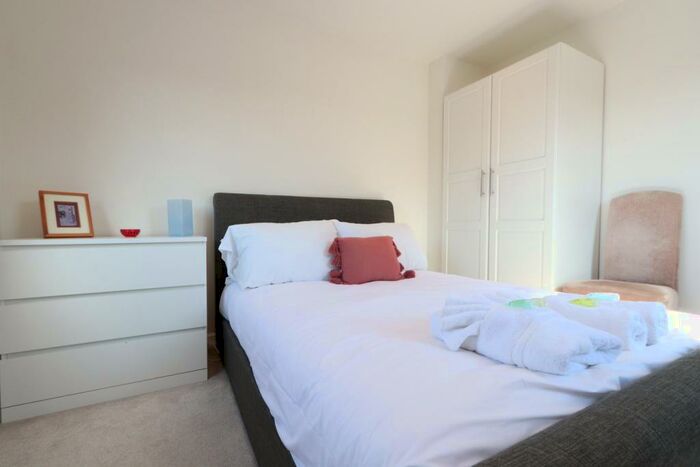 1 Bedroom Apartment To Rent In North Road, Bristol, BS6