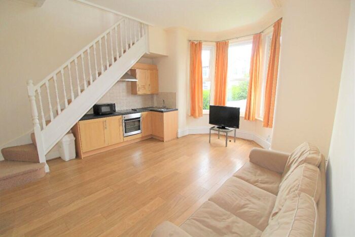 1 Bedroom Apartment To Rent In Garstang Road Flat, Preston, Lancashire, PR2