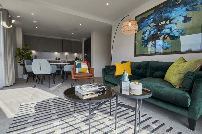 2 Bedroom Apartment To Rent In Angel Gardens, Manchester, M4