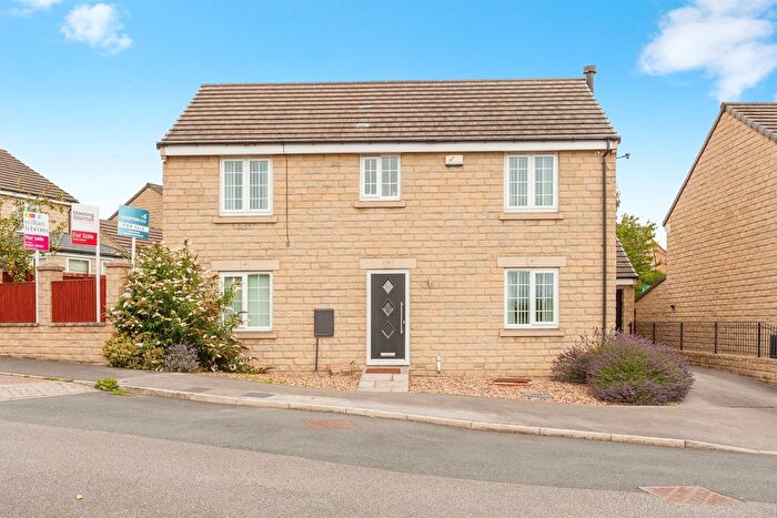 4 Bedroom Detached House For Sale In Noble Road, Wakefield, WF1