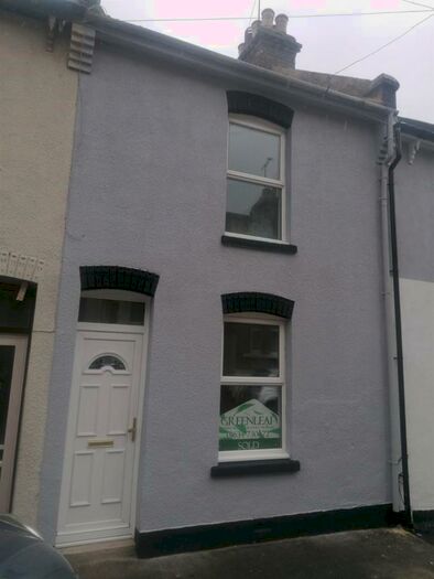 3 Bedroom House To Rent In Ernest Road, Chatham, ME4