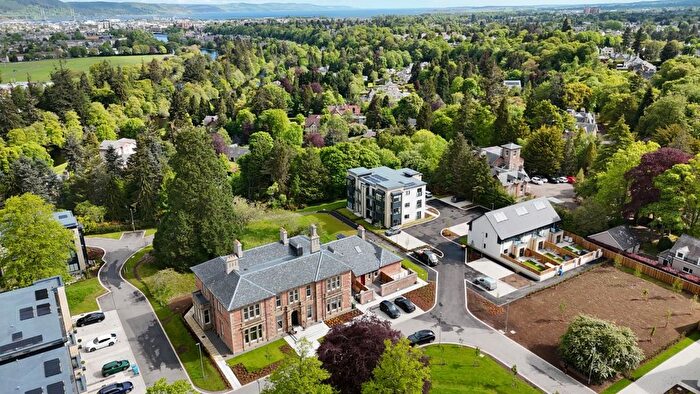 2 Bedroom Flat For Sale In Drummond Hill, Inverness, Highland, IV2