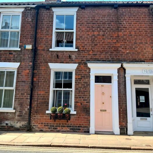 2 Bedroom Terraced House To Rent In Lairgate, Beverley, HU17