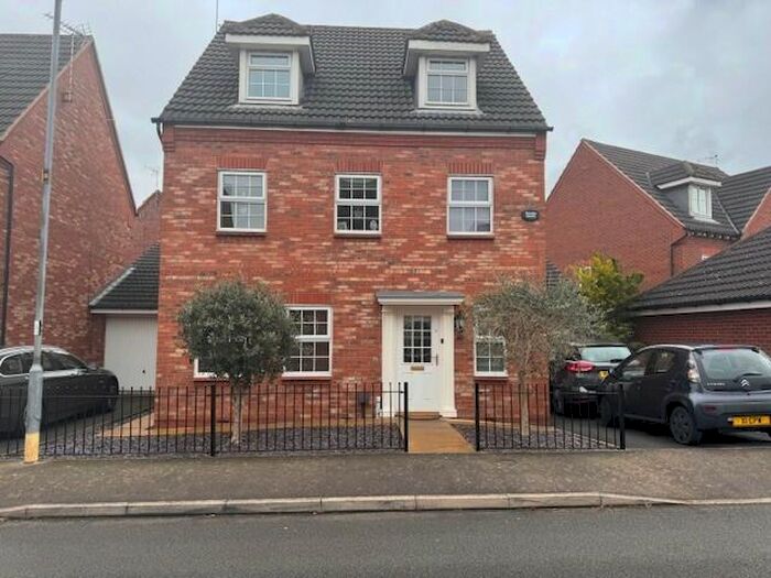 5 Bedroom Detached House To Rent In Navigation Drive, Glen Parva, Leicester, LE2