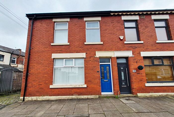 3 Bedroom Property To Rent In Edmund Street, Blackburn, BB2
