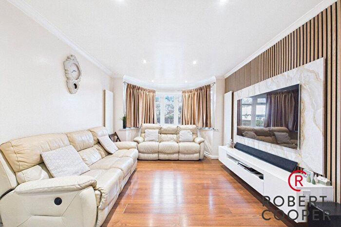 5 Bedroom Terraced House For Sale In Torbay Road, Harrow, HA2