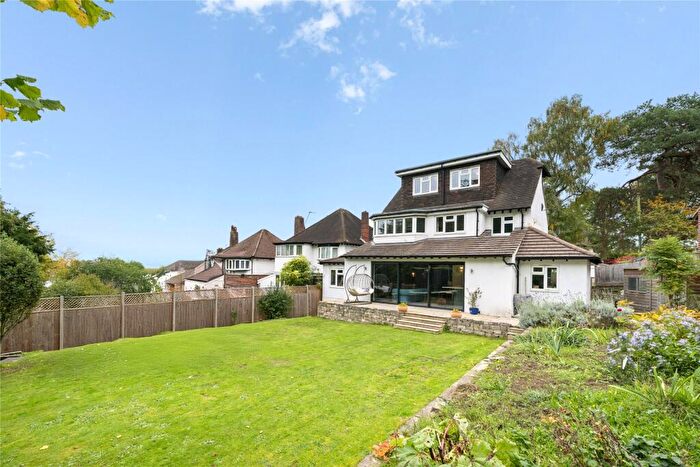 5 Bedroom Detached House For Sale In Hinchley Close, Esher, Surrey, KT10