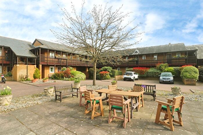 1 Bedroom Flat For Sale In Old School Close, Melrose Place, SW19