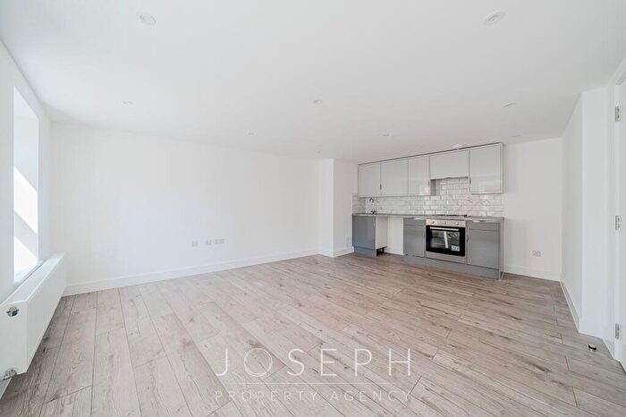 3 Bedroom Flat To Rent In Turret House, Ipswich, IP4
