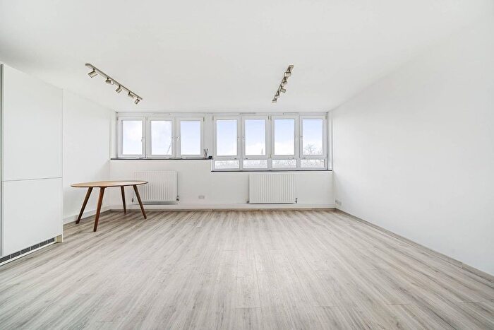 2 Bedroom Flat To Rent In Semley Place, Belgravia, London, SW1W