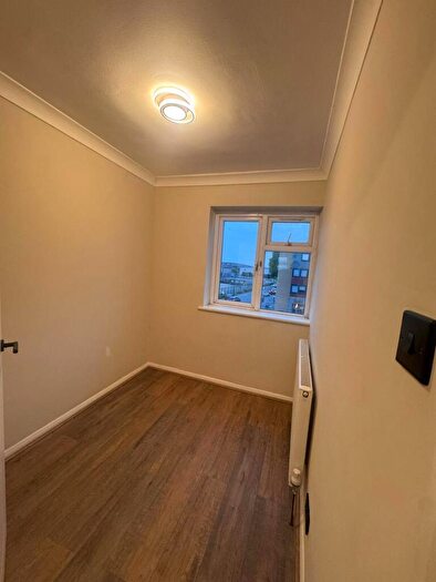 Maisonette To Rent In London, SL1