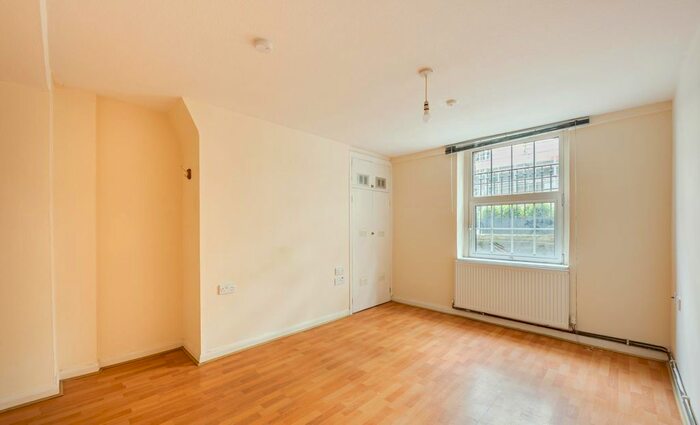 Studio To Rent In Gatliff Close, Ebury Bridge Road, London, SW1W