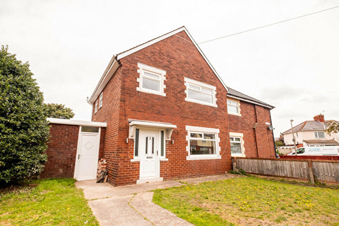 3 Bedroom Semi-Detached House For Sale In Hove Road, Lytham St Annes, FY8