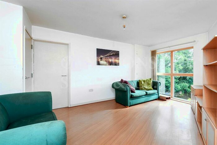 1 Bedroom Flat To Rent In Station Parade, London, NW2