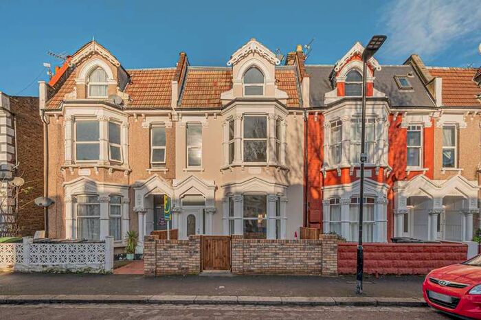 5 Bedroom Terraced House To Rent In Lausanne Road, Harringay, N8