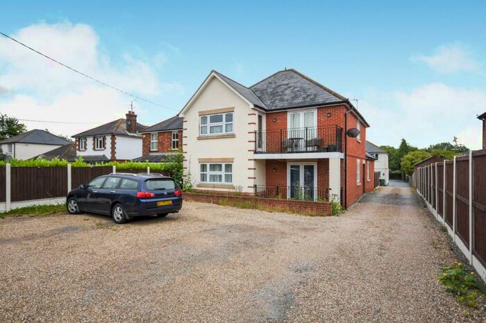 2 Bedroom Flat To Rent In Meadow View, Witham, CM8