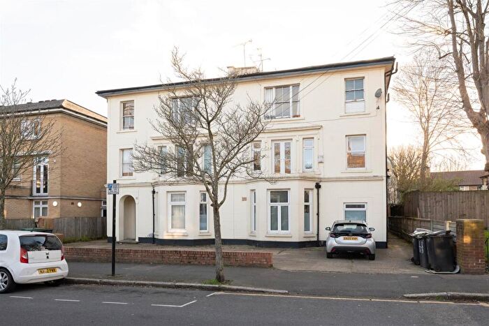 1 Bedroom Flat For Sale In Talbot Road, Tottenham, N15
