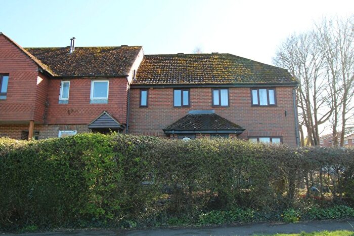 2 Bedroom Terraced House To Rent In Kings Meadow, Overton, RG25