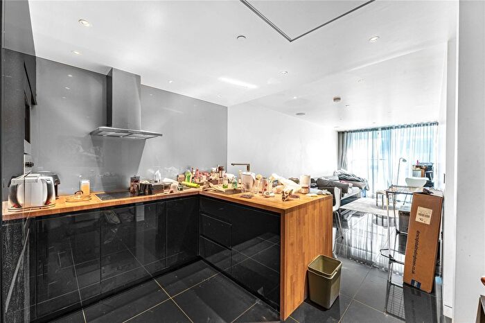 1 Bedroom Flat To Rent In Moor Lane, London, EC2Y