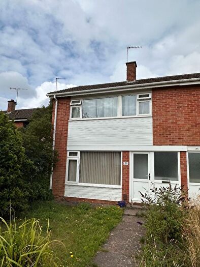 3 Bedroom Terraced House To Rent In Sycamore Grove, Warwick, CV34