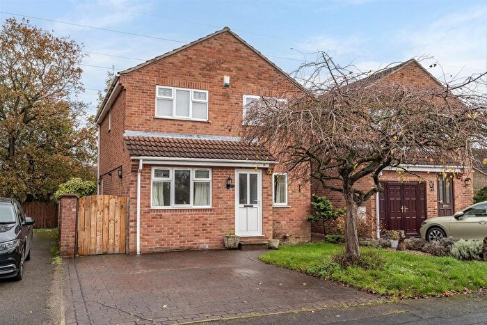 4 Bedroom Property For Sale In Wensleydale Drive, Osbaldwick, York, YO10